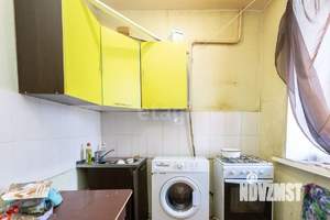 2-к квартира, вторичка, 43м2, 1/4 этаж