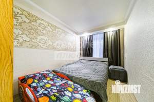 2-к квартира, вторичка, 43м2, 1/4 этаж