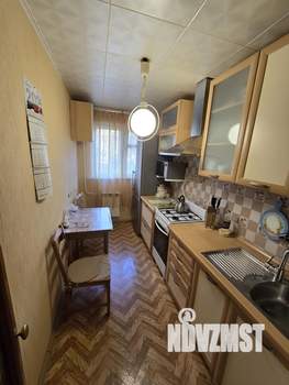 3-к квартира, вторичка, 65м2, 1/9 этаж