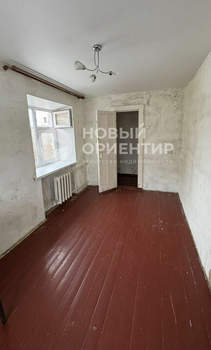 2-к квартира, вторичка, 42м2, 4/5 этаж