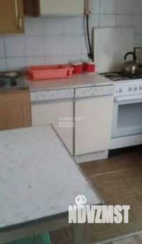 3-к квартира, вторичка, 54м2, 1/9 этаж