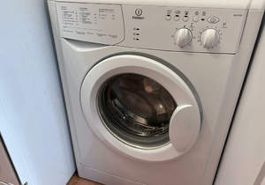 2-к квартира, вторичка, 42м2, 1/9 этаж