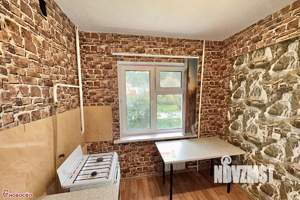 2-к квартира, вторичка, 42м2, 1/5 этаж