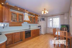 3-к квартира, вторичка, 106м2, 2/13 этаж