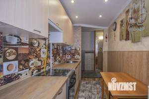 3-к квартира, вторичка, 58м2, 8/9 этаж