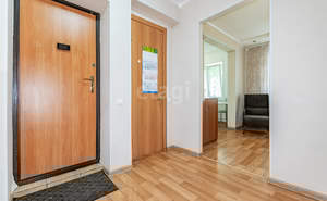 2-к квартира, вторичка, 39м2, 1/5 этаж
