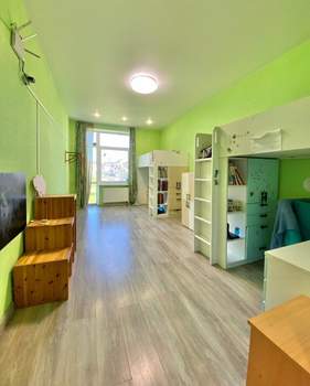 3-к квартира, вторичка, 123м2, 1/4 этаж