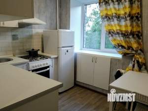2-к квартира, вторичка, 44м2, 3/5 этаж