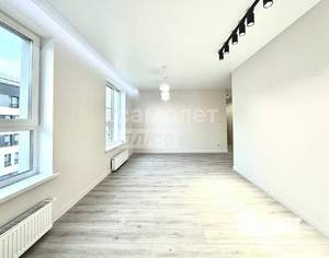 4-к квартира, вторичка, 98м2, 8/16 этаж