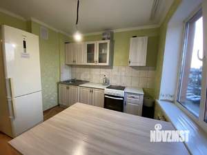 2-к квартира, вторичка, 63м2, 3/25 этаж