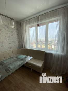 3-к квартира, вторичка, 104м2, 10/10 этаж