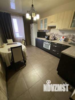 2-к квартира, вторичка, 63м2, 7/18 этаж