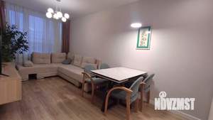 2-к квартира, вторичка, 54м2, 18/32 этаж