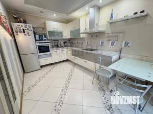 3-к квартира, вторичка, 118м2, 10/10 этаж