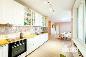 3-к квартира, вторичка, 121м2, 21/25 этаж