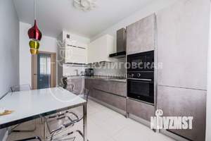 3-к квартира, вторичка, 100м2, 12/23 этаж