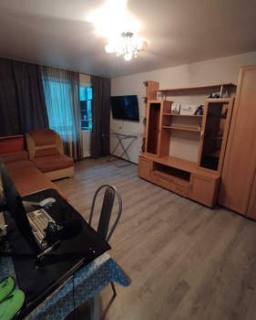 2-к квартира, вторичка, 43м2, 1/9 этаж