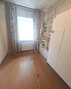 2-к квартира, вторичка, 42м2, 1/5 этаж