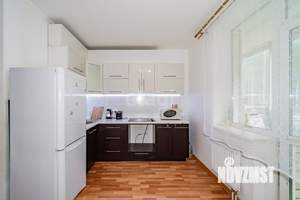 2-к квартира, вторичка, 63м2, 3/10 этаж