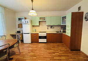 2-к квартира, вторичка, 68м2, 12/18 этаж