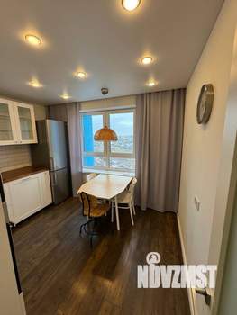 2-к квартира, вторичка, 58м2, 22/32 этаж