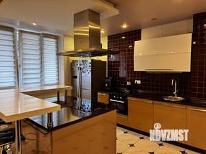 2-к квартира, вторичка, 82м2, 3/10 этаж