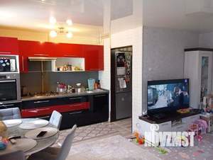 2-к квартира, вторичка, 43м2, 1/9 этаж