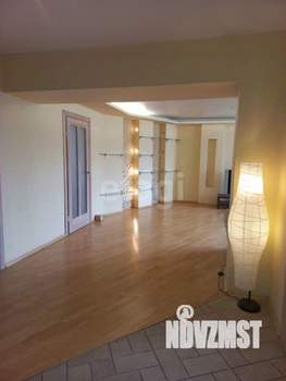 3-к квартира, вторичка, 90м2, 8/10 этаж
