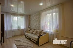 2-к квартира, вторичка, 43м2, 1/4 этаж