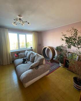 3-к квартира, вторичка, 58м2, 7/9 этаж