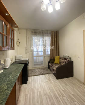 2-к квартира, вторичка, 60м2, 1/3 этаж