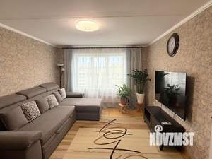 4-к квартира, вторичка, 79м2, 8/9 этаж