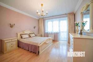 4-к квартира, вторичка, 123м2, 11/17 этаж