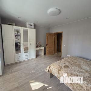 3-к квартира, вторичка, 100м2, 3/8 этаж