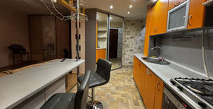 2-к квартира, вторичка, 43м2, 1/9 этаж