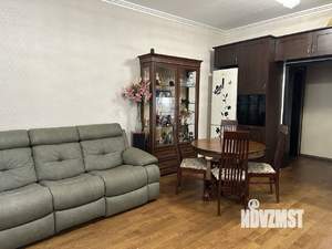 3-к квартира, вторичка, 104м2, 1/25 этаж