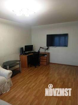4-к квартира, вторичка, 80м2, 3/10 этаж