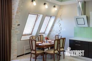 3-к квартира, вторичка, 95м2, 4/4 этаж