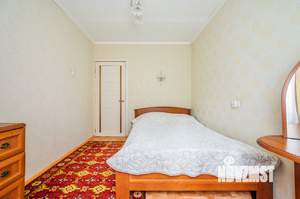 3-к квартира, вторичка, 81м2, 1/6 этаж
