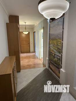 3-к квартира, вторичка, 70м2, 3/25 этаж