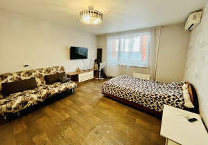 2-к квартира, вторичка, 43м2, 8/9 этаж