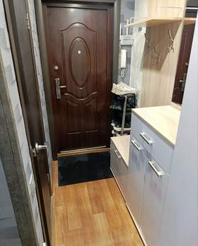 2-к квартира, вторичка, 43м2, 1/5 этаж