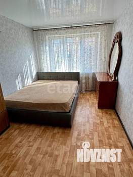 2-к квартира, вторичка, 42м2, 1/5 этаж