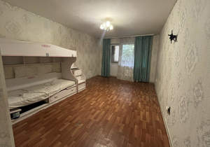 1-к квартира, вторичка, 42м2, 1/10 этаж