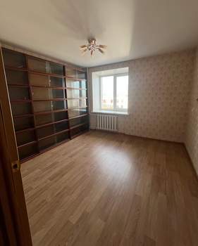 3-к квартира, вторичка, 60м2, 6/9 этаж