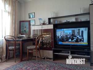 3-к квартира, вторичка, 58м2, 6/9 этаж