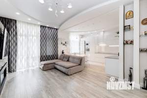 3-к квартира, вторичка, 96м2, 1/4 этаж