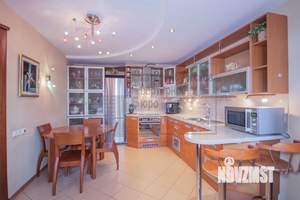 3-к квартира, вторичка, 143м2, 5/16 этаж