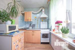 3-к квартира, вторичка, 57м2, 4/5 этаж