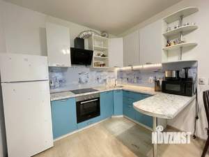 2-к квартира, вторичка, 53м2, 1/4 этаж
